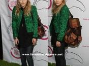 Analizamos look: Mary Kate Olsen mochila cuestas.