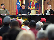 Presidente Chávez antes viajar Cuba alertó sobre planes desestabalizadores oposición.