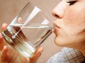 Beber agua adelgaza