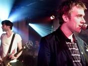 Blur Regala Tema "Fool´s Day"