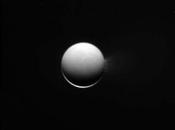 Cassini envía datos gravedad Encélado después completar sobrevuelo