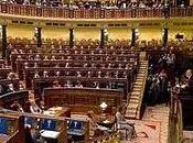 Haciendo política...