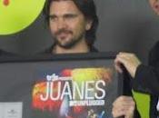 Juanes recibió discos platino nuevo disco