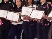 Mujeres chilenas obtienen título arbitro carcel