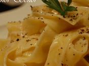 Pasta salsa quesos