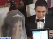 ¡Insólito! novios tuitearon “sí, quiero” plena ceremonia