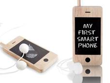 i-Wood, primer smartphone