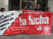 Agrupación Collado Villalba UJCE comienzan campaña "Nuestra Respuesta Lucha" ocupando simbólicamente sucursal Bankia