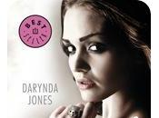 Reseña Primera tumba derecha Segunda izquierda Darynda Jones