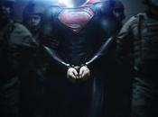 Superman esposado protagoniza nuevo póster “Man Steel”