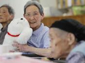Ministro japonés pidió ancianos mueran pronto