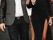 Kevin Danielle Jonas, elegante pareja bajo lluvia Semana Moda