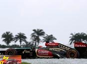 Kimi Railkkonen penalizado tres posiciones Pole Malasia 2013