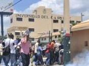Protesta estudiantes UNICARIBE dispersada bombazos.