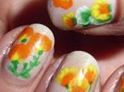 Manicura naranja tricolor