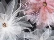 Broche flor tela