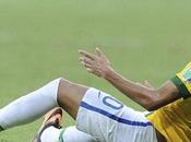 Neymar, recibe