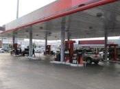 Suben precios combustibles, congelan