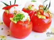 Tomates mini rellenos camarones aguacate vinagreta pepinillo