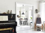 piano antiguo salón estilo nórdico…