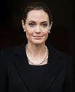 menos Mujer