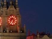 neones rojos coronaban edificio Telefónica apagado para siempre