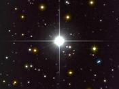 Misteriosa nueva estrella, visible simple vista, aumenta brillantez