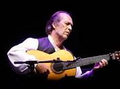 Paco Lucía: «Cada parece difícil tocar guitarra»
