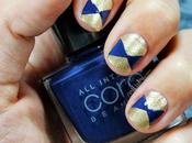 Manicura triángulos Uñas decoradas Dorado Azul