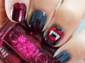 Uñas decoradas dientes vampiro sangre #ManisdeHalloween