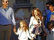 Felipe Dña. Letizia Infantas Leonor Sofía visitan Granada