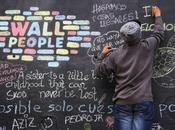 muro metros convertido pizarra popular