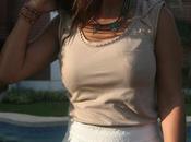 Looks Verano falda blanca accesorios Tribales