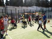 pádel-adaptado. ventajas ofrece personas discapacitadas