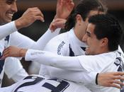 Vélez gana, gusta puntero