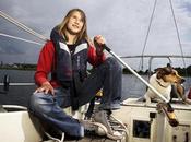 Laura Dekker inicia viaje