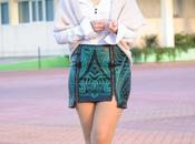 Look day: leather skirt wool vest