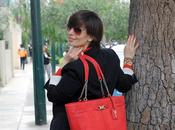 Looks rojo, negro blanco!