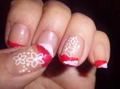 Manicura roja blanca