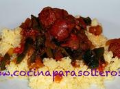 Cuscús verduras salchichas