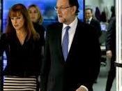Rajoy: ¿Sabe cuántos tapones plástico vale silla ruedas adaptada? música M-Clan.