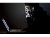 Adolescentes adictos internet, propensos depresión
