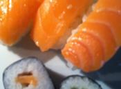 Receta sushi maki salmon aguacate mango
