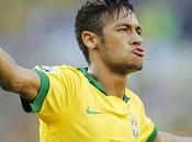 Neymar: levantando Copa Mundo"