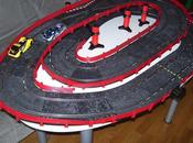 Montaje Pequeño circuito scalextric sobremesa.