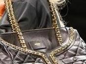 Rita bolso Moschino parece chaqueta Chanel