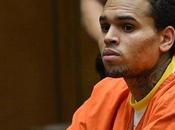 Chris Brown, días cárcel tras violar libertad condicional