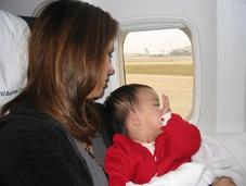 bebés recién nacidos pueden viajar avión
