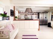 casita estilo nórdico borde lago