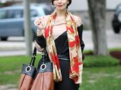 Looks negro, pero accesorios